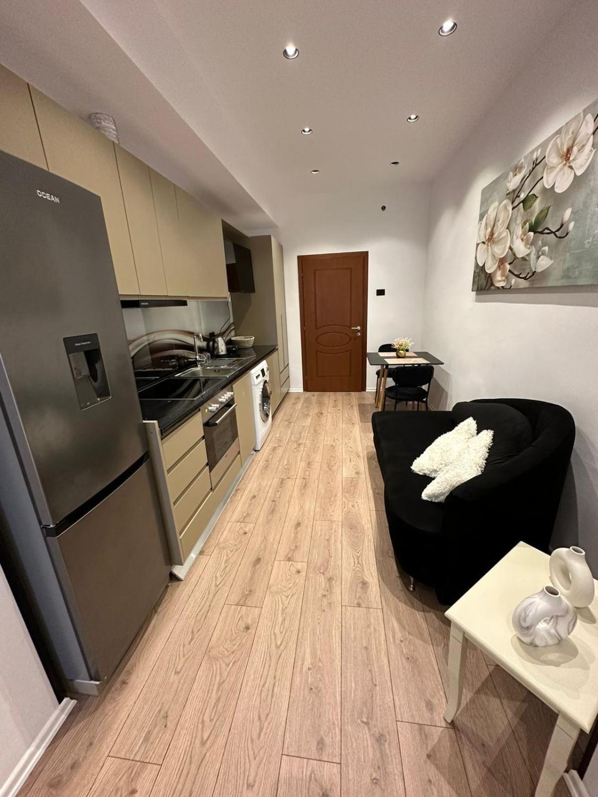 Heart Of Tirana Apartment Exterior photo